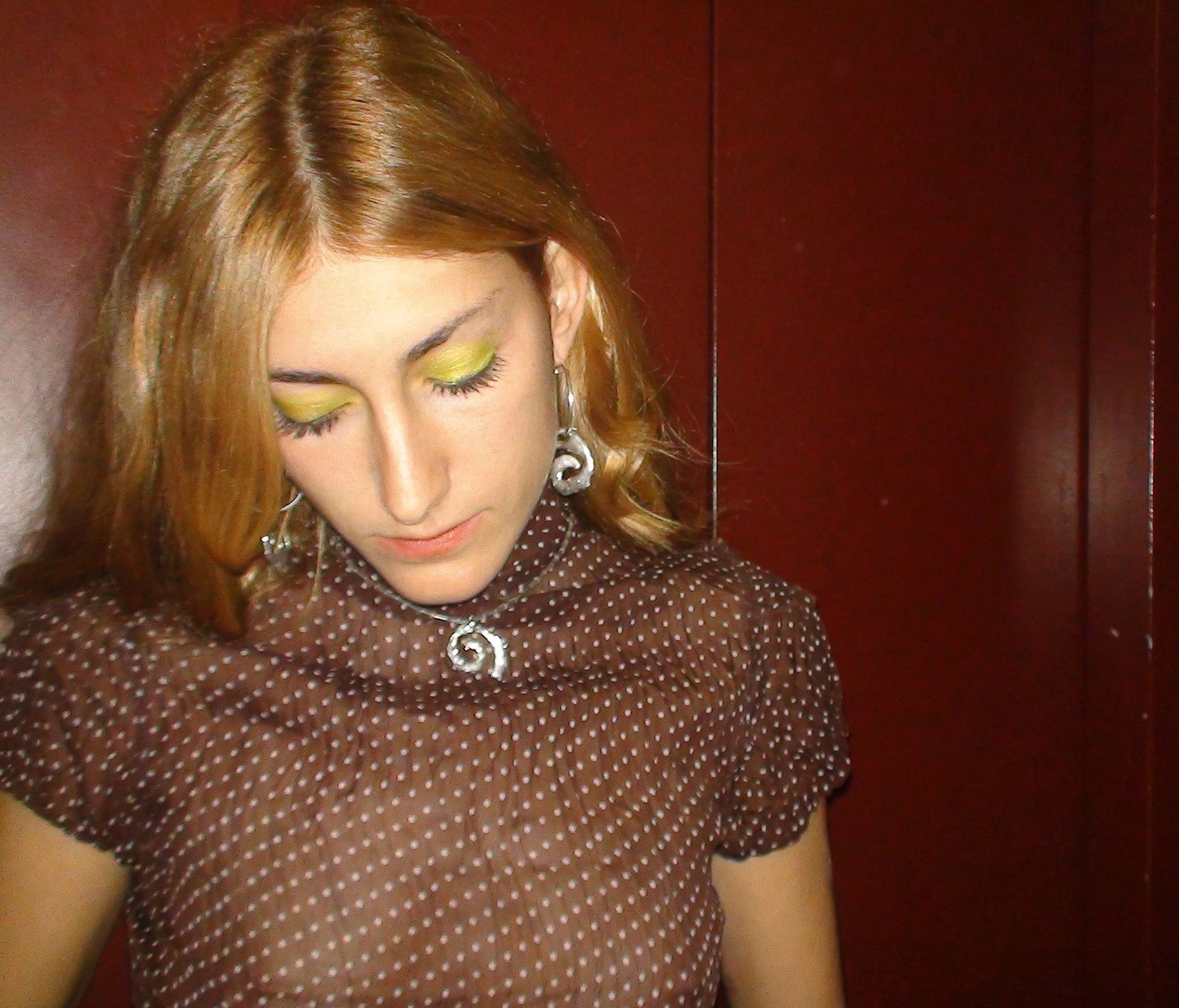 Set de bijoux en étain fondu à la main selon un procédé artisanal