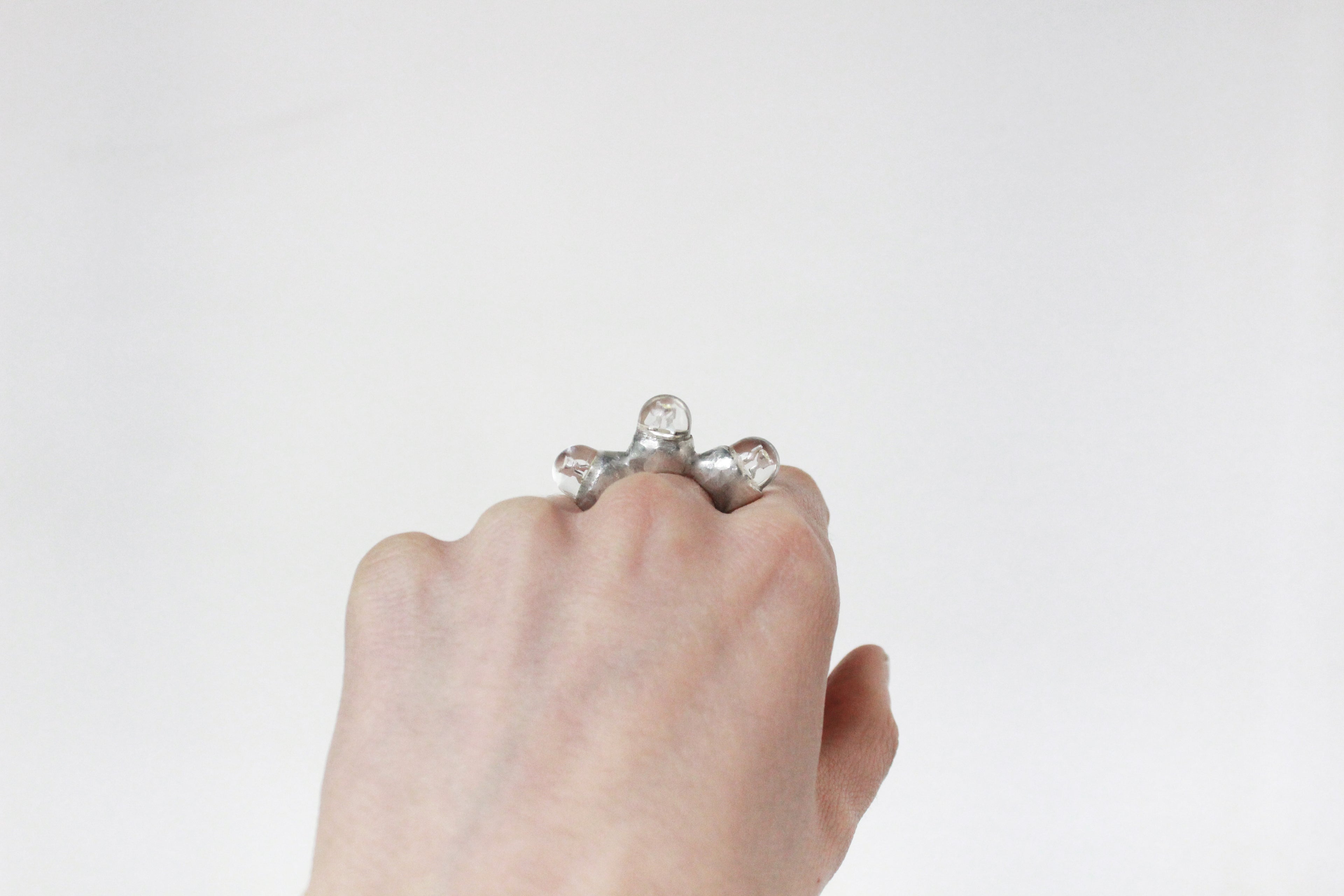Bague Device 01
